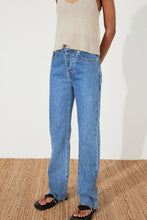 Load image into Gallery viewer, Zulu &amp; Zephyr Mid Rise Recycled Denim Jean Blue Wash
