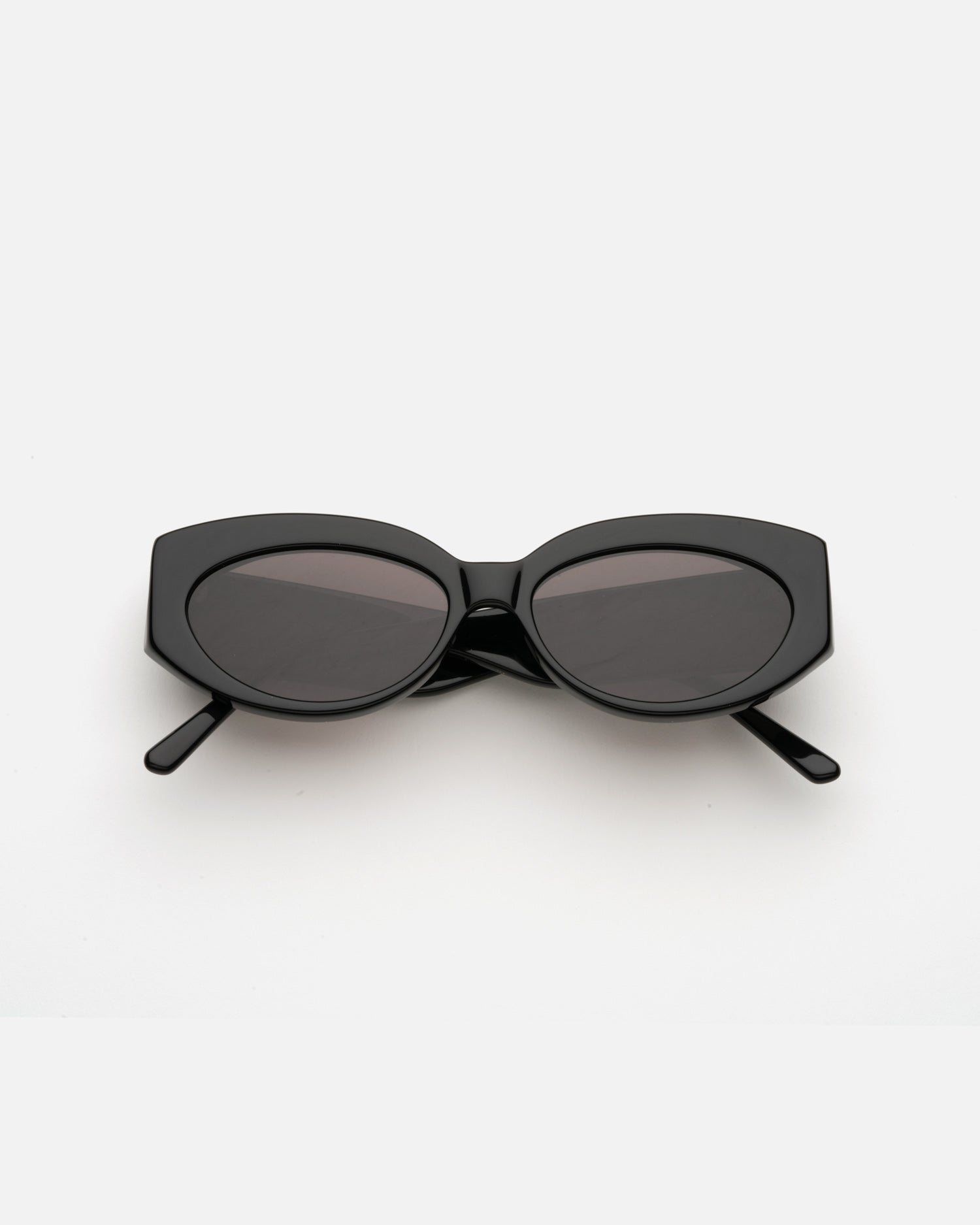 Black sunnies best sale